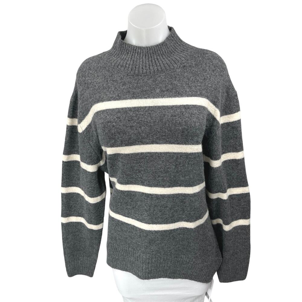 NEW F&F Women's Gray White Striped Knit Long Sleeve Turtleneck Sweater Top Sz M